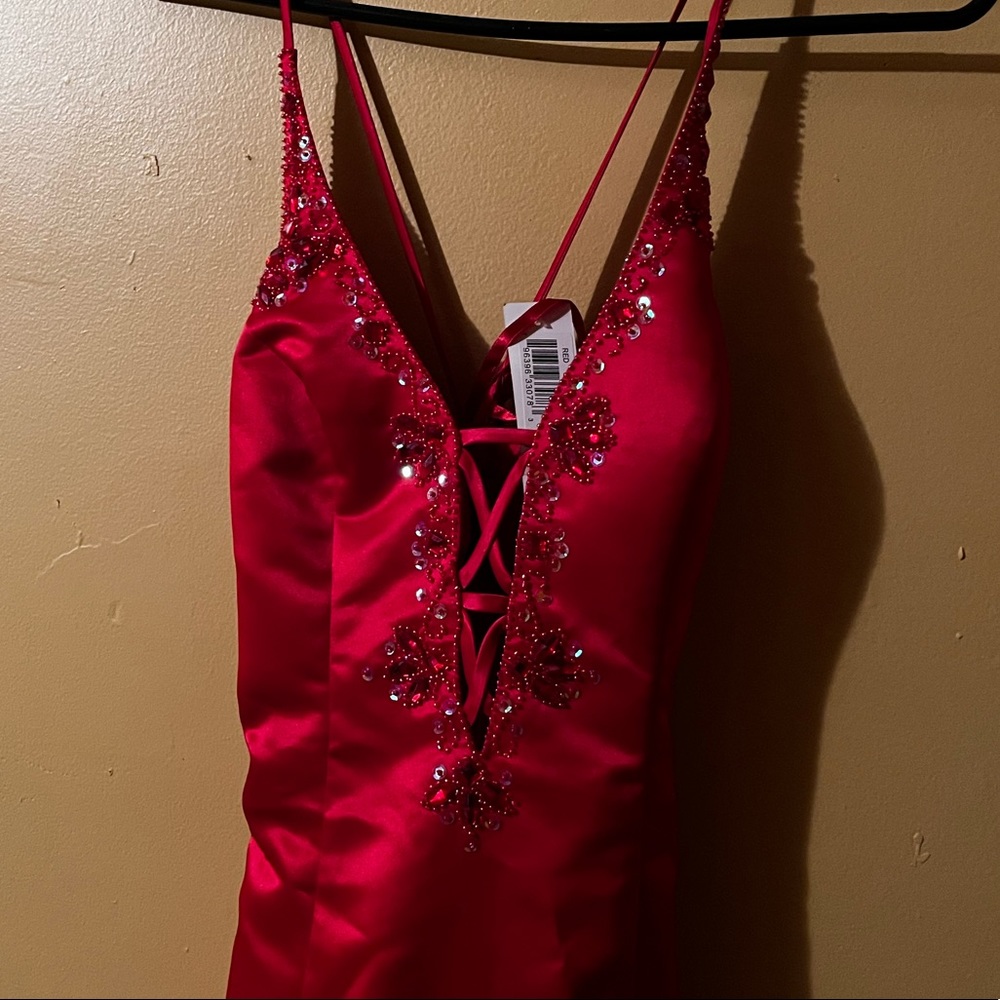Brand new never worn prom dress ! SUPER SALE